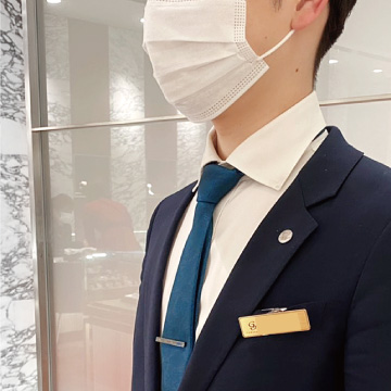 マスク着用による接客